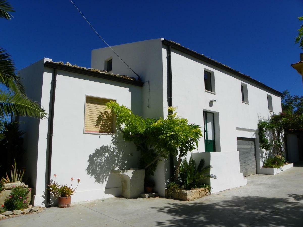 Dabbanna Guest House Chiaramonte Gulfi Luaran gambar