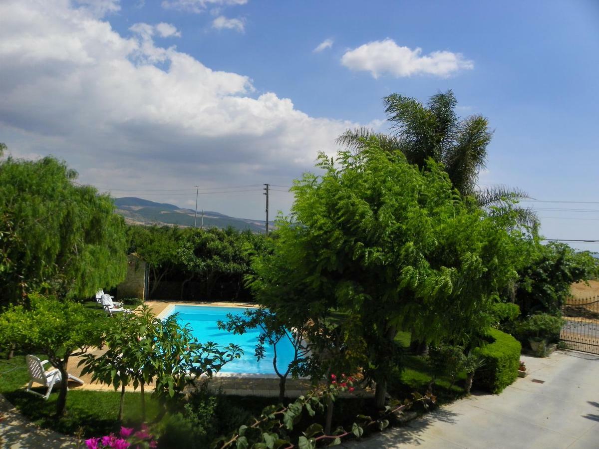 Dabbanna Guest House Chiaramonte Gulfi Luaran gambar